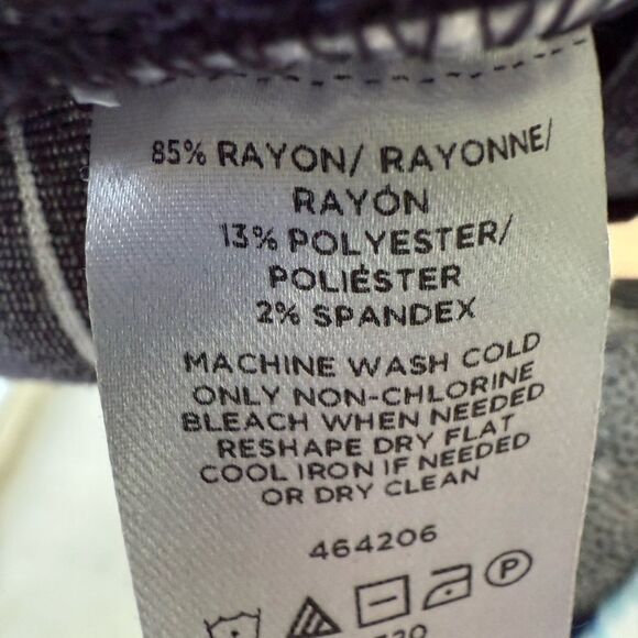 Ann Taylor Blue Boxy Sleeveless Blouse. Size L - Picture 3 of 4